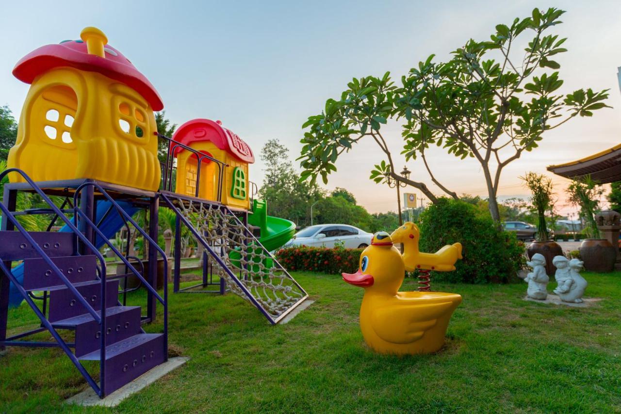 Phanomrungpuri Hotel Buriram Nang Rong Eksteriør bilde